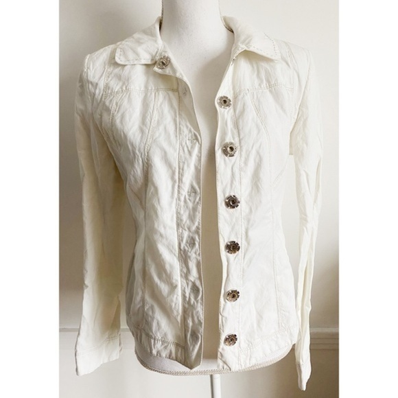 T Tahari • White Snap Front Lightweight Jacket - Picture 1 of 7